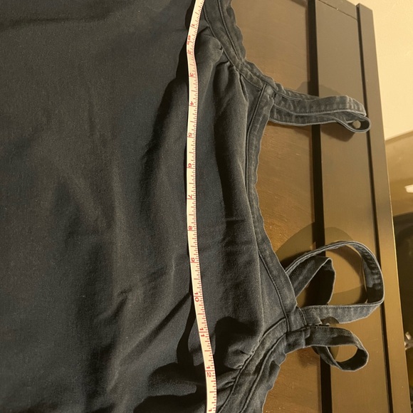 Black Patagonia woman’s dress.Double strap, falls mid thigh. 95% organic cotton. - Picture 7 of 9